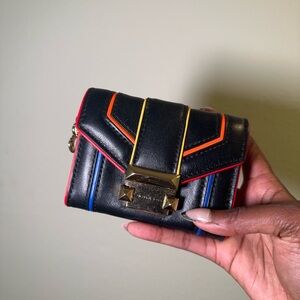 Michael Kors Wallet w/ chain id